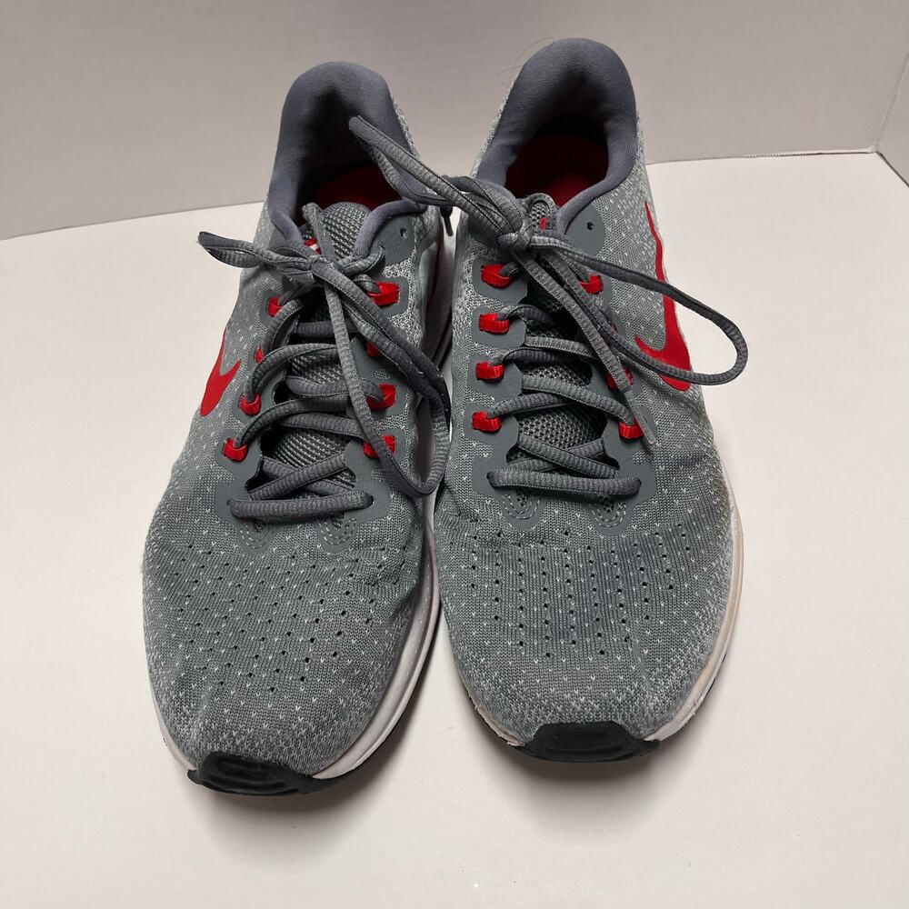 Nike Zoom Vomero 13 Men’s 9 Gray Red Running Shoes AO3181-064 Cushion Sneaker - Picture 2 of 10